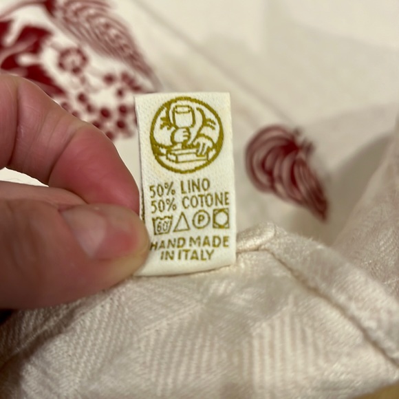 Gorgeous bertozi 32” square Italian stamped by hand tablecloth Rooster NWOT - Picture 8 of 10